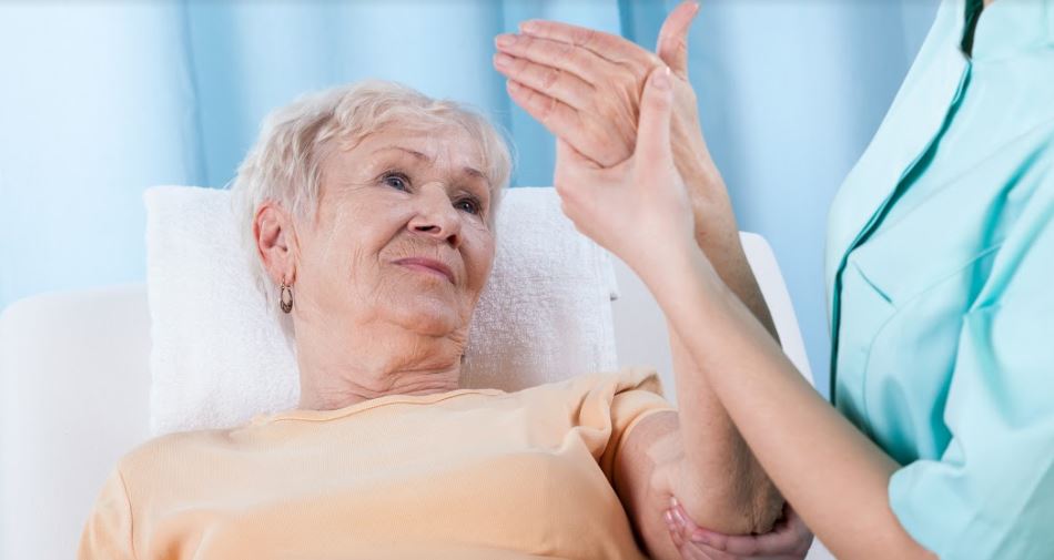 ¡A quién afecta con más frecuencia la Osteoporosis?
